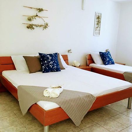 Apartments Off Supetar Exterior photo